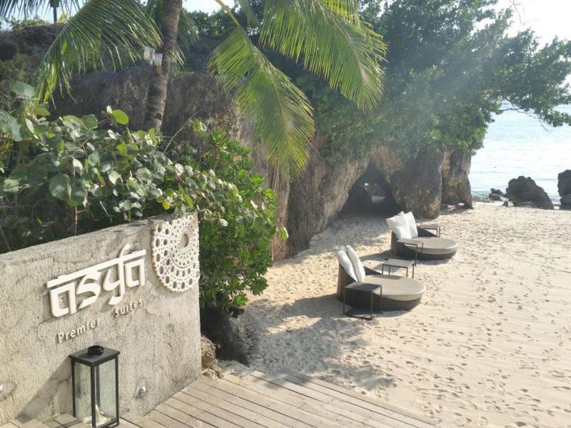 Asya Premier Suites Manoc-Manoc Bagian luar foto